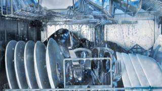 [Giải đáp] Có nên kết nối máy rửa bát với nguồn nước nóng trực tiếp?