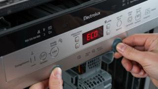 Cách duy nhất giúp máy rửa bát Electrolux hết báo lỗi ECO